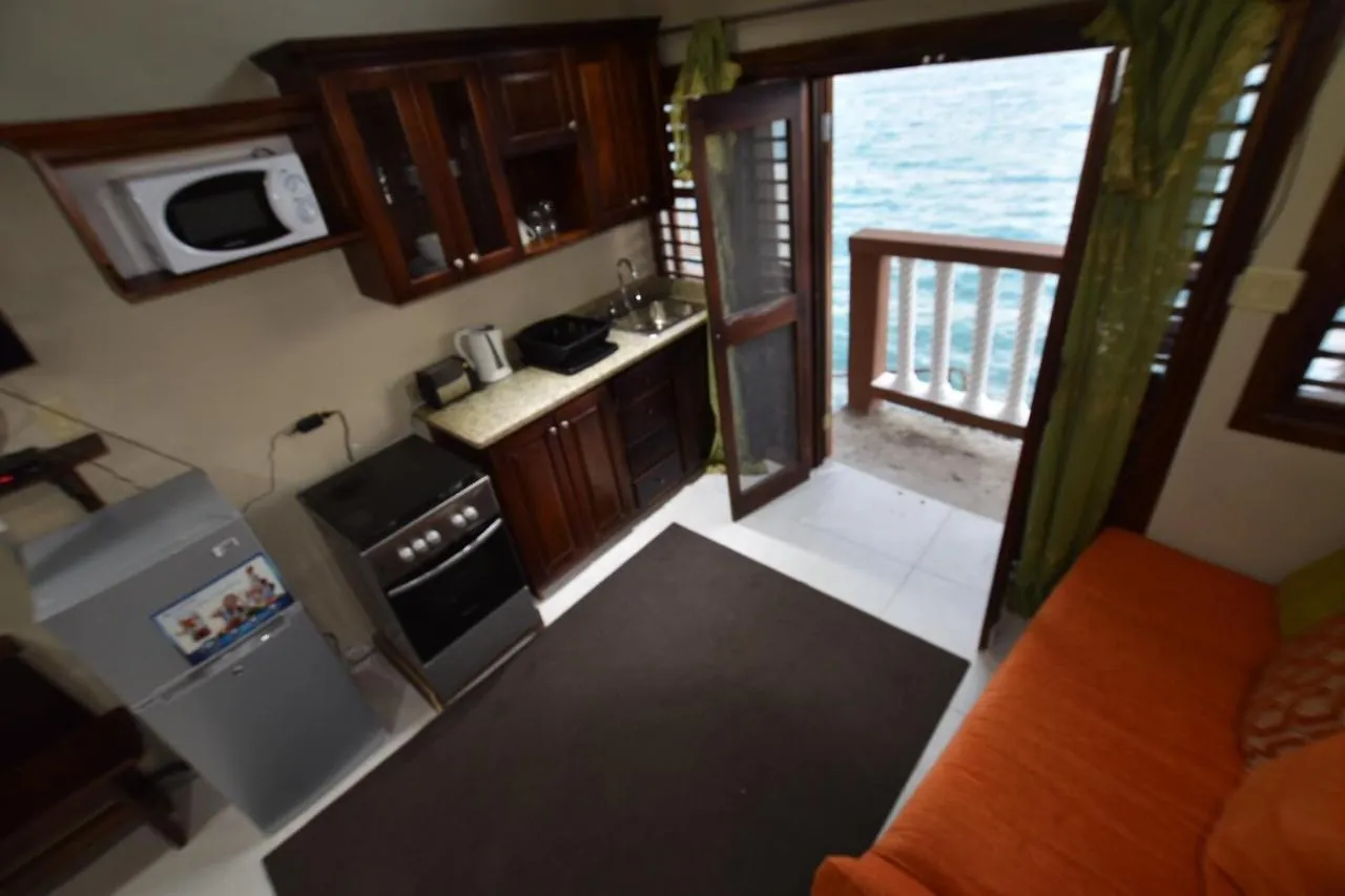 Shipwatcher Studio W/Mezzanine Ocho Rios 0*,  Jamaica